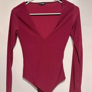Fashion Nova Burgundy Deep V Long Sleeve Bodysuit